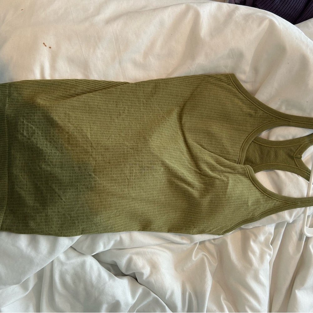 lululemon ebb to street